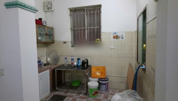 Cho thuê nhà ngõ Vũ Tông Phan, Thanh Xuân, Hà Nội, DT 32m2 - 3 tầng - MT 4m - Giá 7,5 triệu